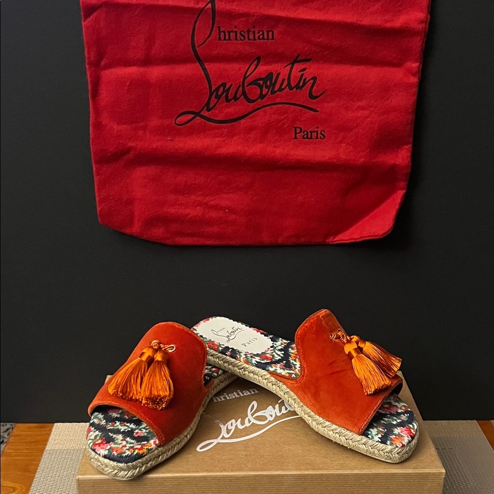 Christian Louboutin Orange Pacha Flat Espadrille Sandal | Size 37